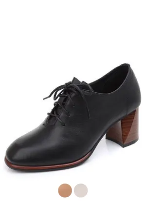 Andrea Women's High Heeled Pumps With Black Laces