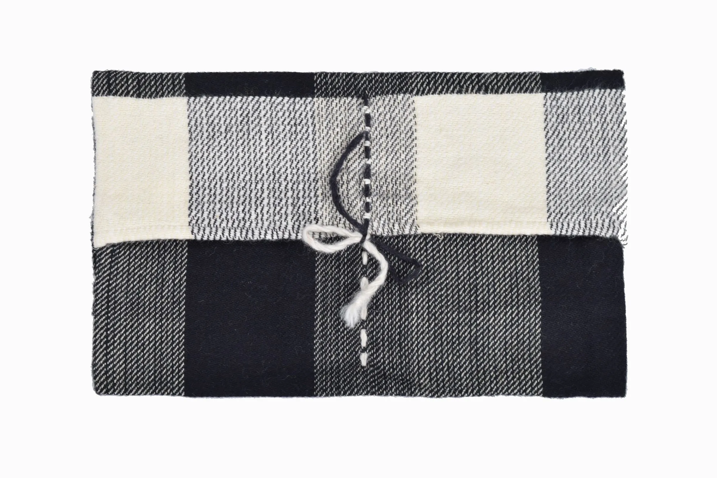 Bhutanese cushion BHUC106