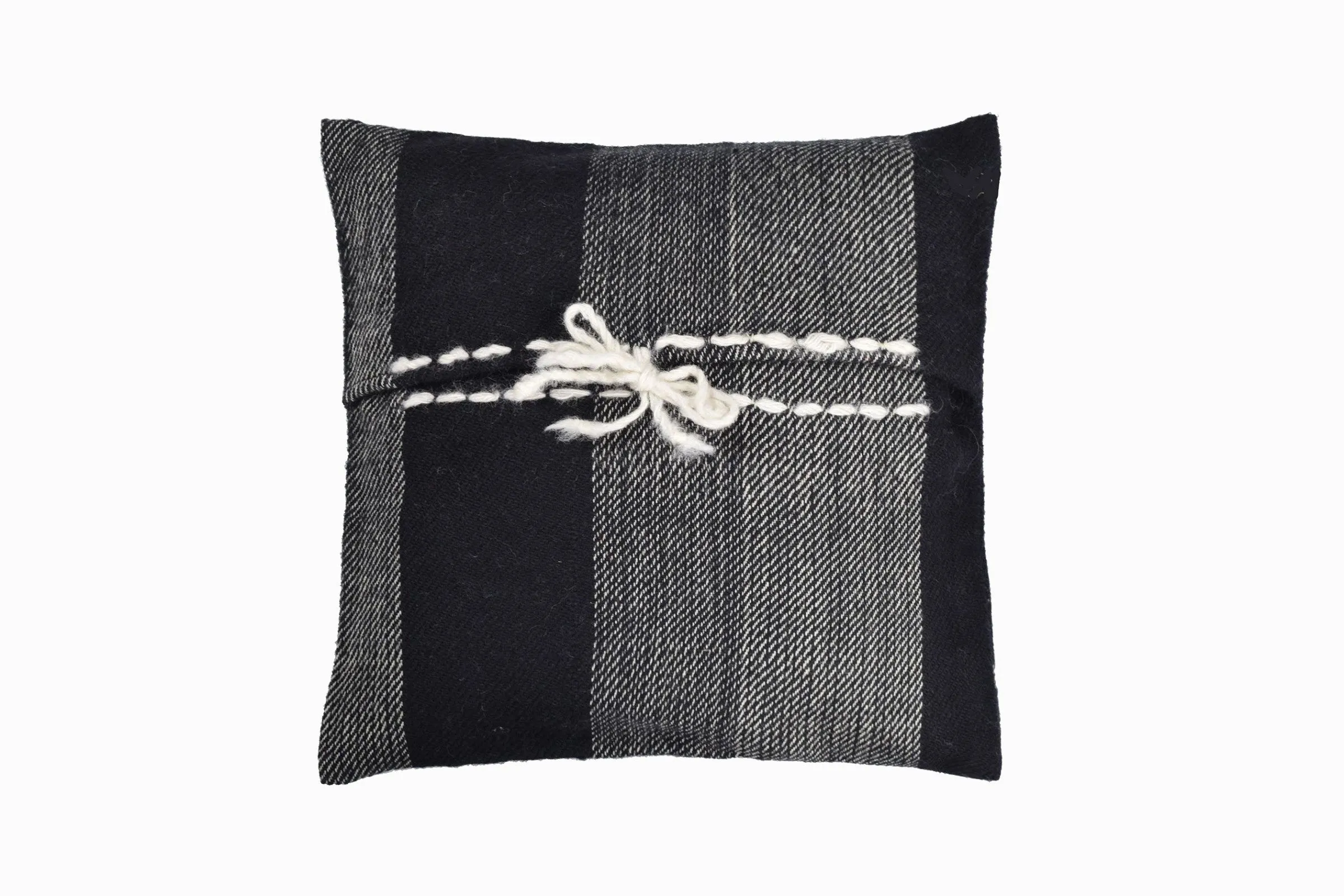 Bhutanese cushion BHUC107