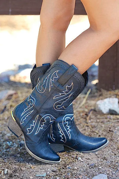 Cowboy Take Me Away Boots - Black
