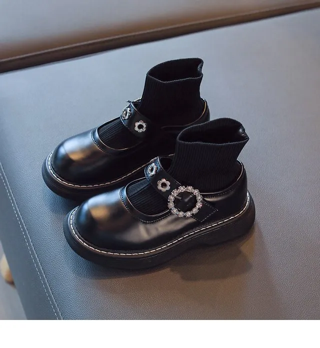 Demi Girls' Flat Shoes