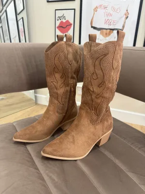 Jolene camel cowboy boots