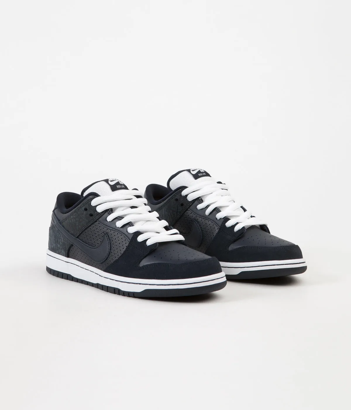 Nike SB Dunk Low TRD Murasaki Shoes - Dark Obsidian / Dark Obsidian - White