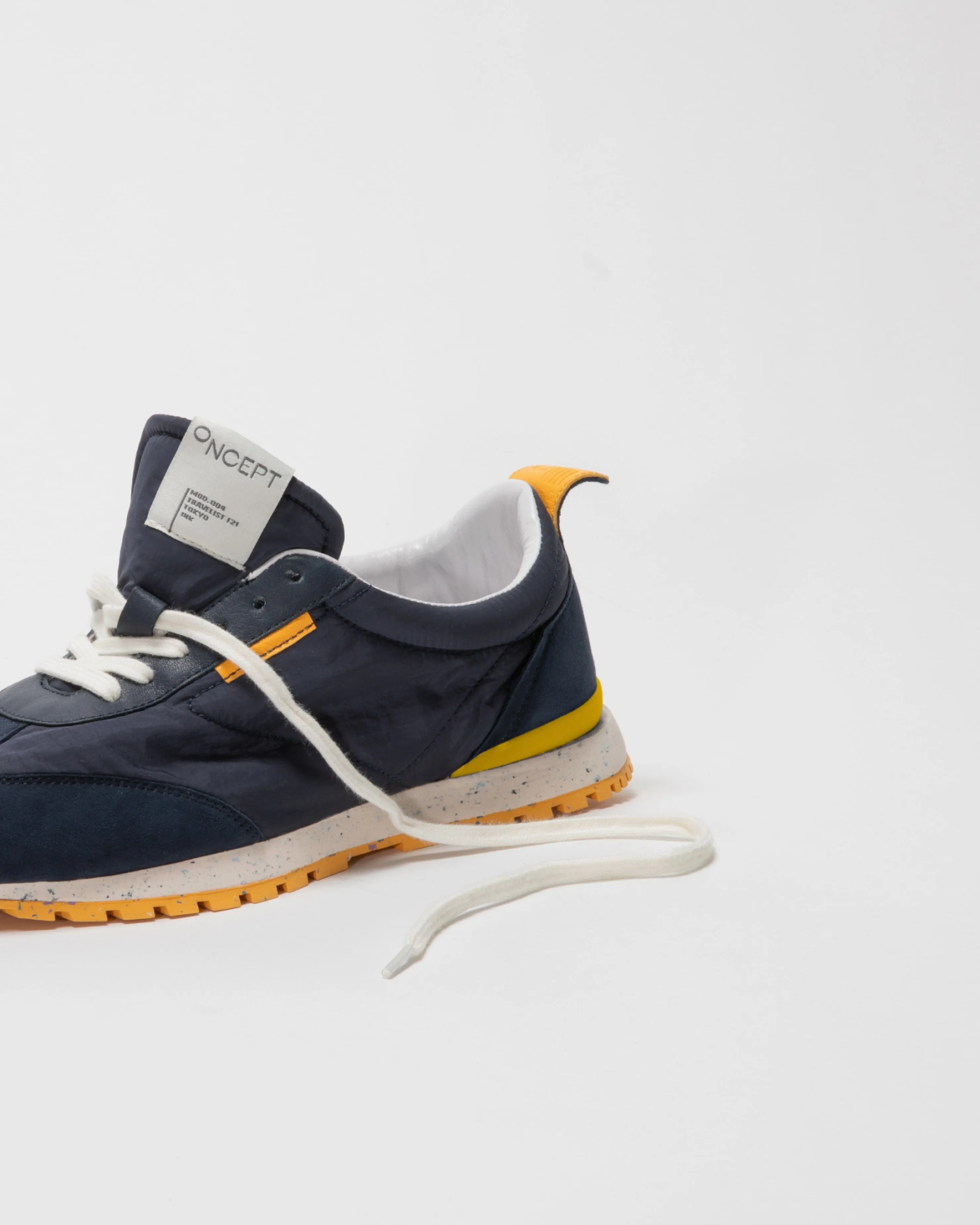 Oncept Men Tokyo Sneakers in Ink