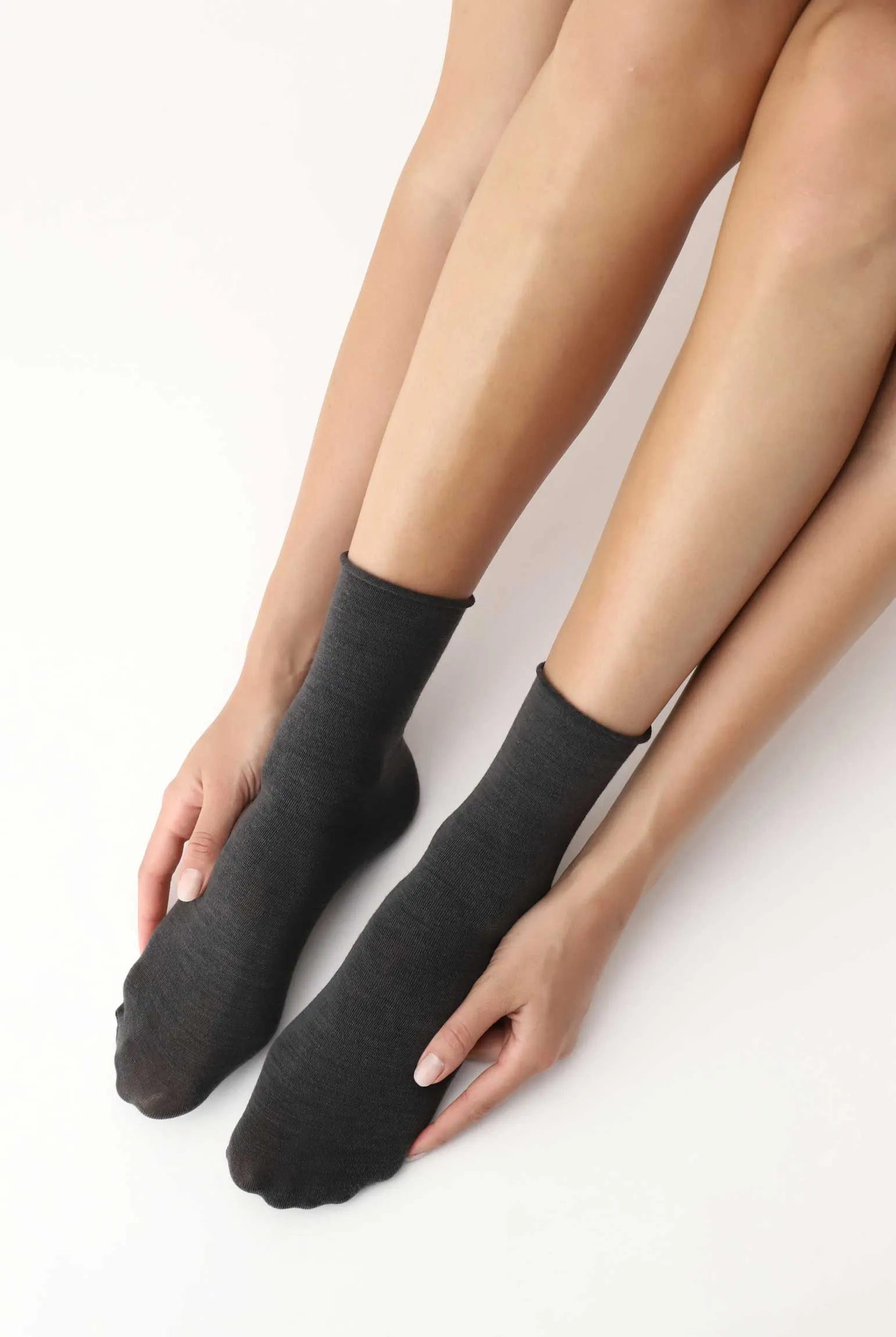 Oroblu Nives Fine Wool Soft Crew Socks