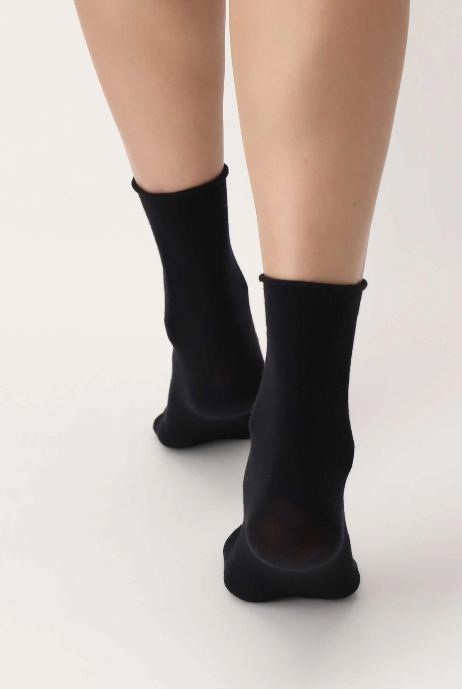 Oroblu Nives Fine Wool Soft Crew Socks