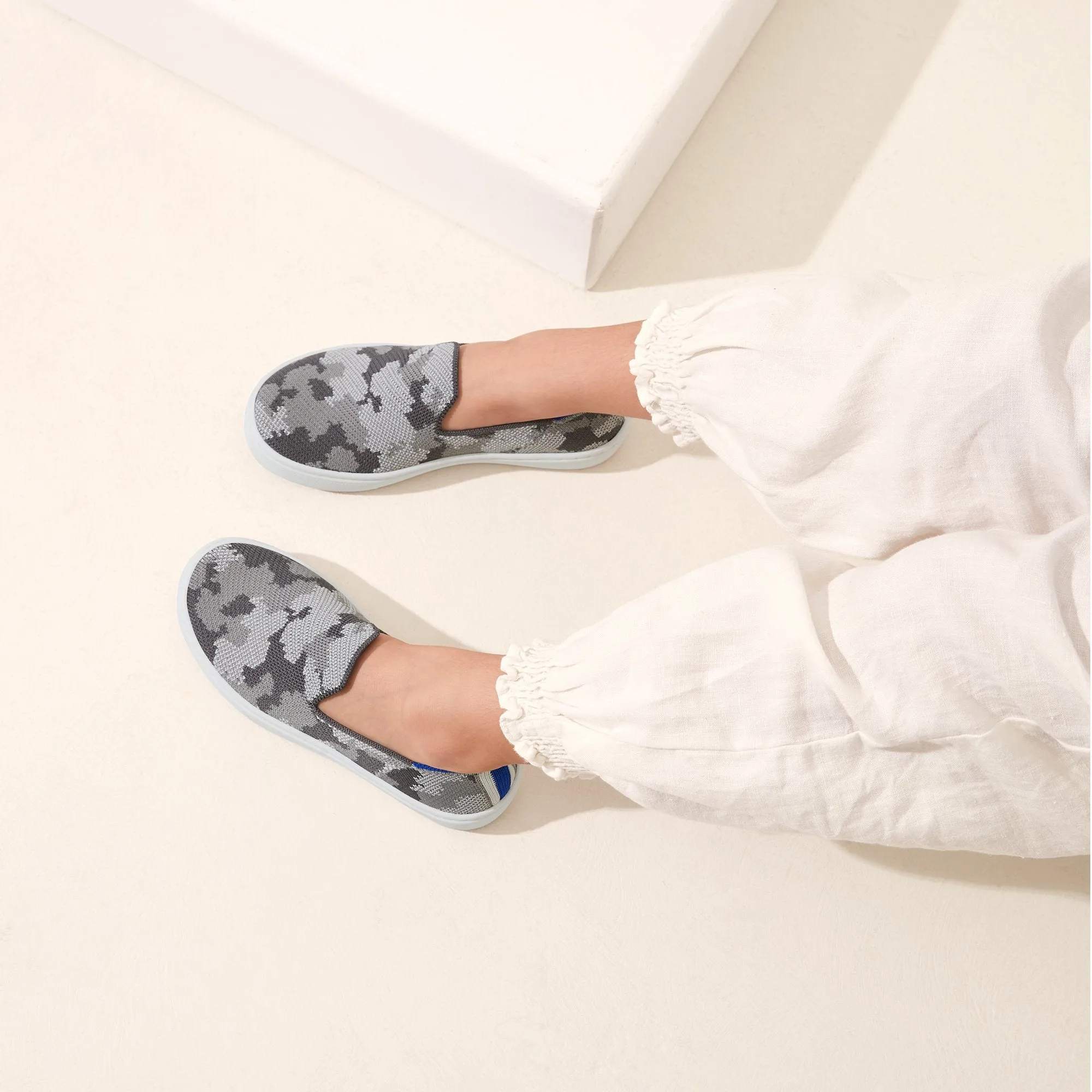 The Kids Sneaker - Grey Camo